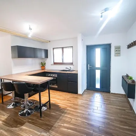 Cute & Cosy Emi Apartamento *